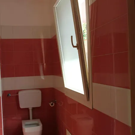 M'ama Aparthotel 3*