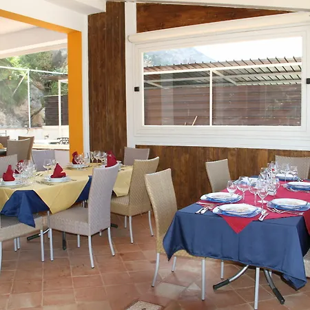 M'ama Aparthotel