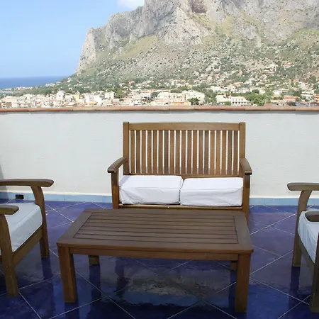 Aparthotel M'ama 3*